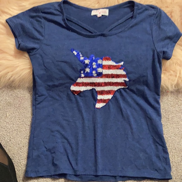 COPY - Unicorn tee shirt lot bundles only 5 for 15$ - Picture 7 of 10